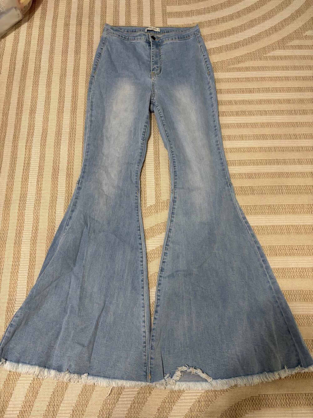 Hammer Jeans Los Angeles Light Wash Flared Festival W28 L33